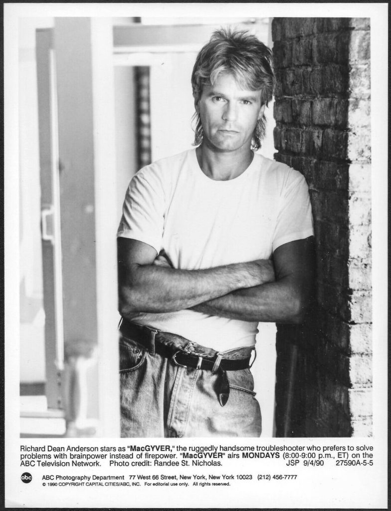 ABC Promo – MacGyver Online